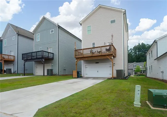 Photo 2 of Single family home for sale at 3029 Cambridge Ml St, Acworth, GA 30102 | MLS# 7802105 | Listing updated on 2026-09-02