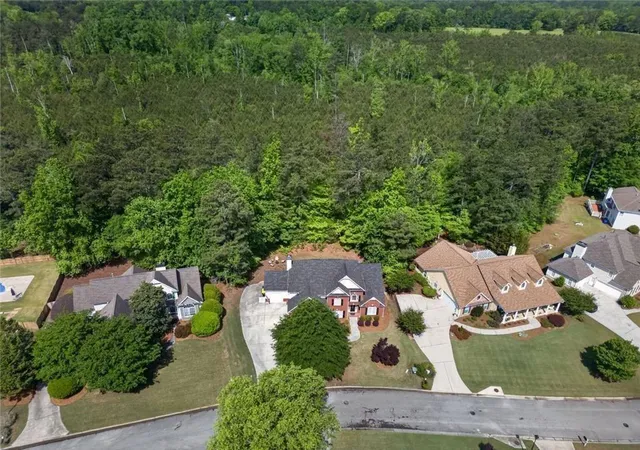 Photo 4 of Single family home for sale at 1011 Chestnut Crk Dr, Villa Rica, GA 30180 | MLS# 7763006 | Listing updated on 2026-09-13