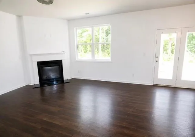 Photo 3 of Single family home for sale at 25 Lena Ct, Covington, GA 30016 | MLS# 7794928 | Listing updated on 2026-08-04