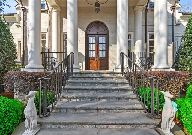1st image of 70 W Brookhaven Dr Ne, Atlanta, GA 30319 | MLS# 7749404