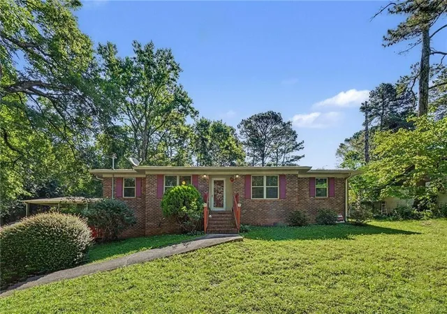 Homes for sale in Douglasville, GA | 2913 Vogue Dr, Douglasville, GA 30134 | MLS# 7780254