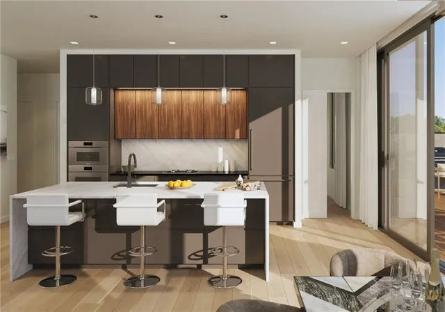2nd image of 318 Sandy Springs Cir #320, Atlanta, GA 30328 | MLS# 7289458