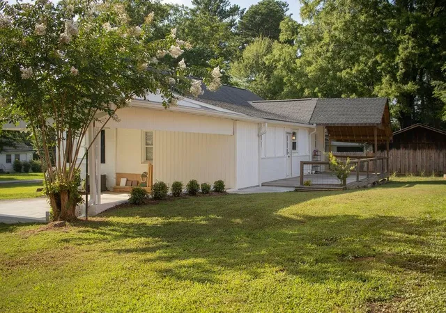 Photo 3 of Single family home for sale at 149 Kirby St, Summerville, GA 30747 | MLS# 7804550 | Listing updated on 2026-09-10