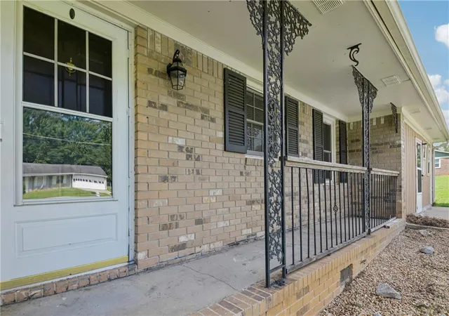 Photo 3 of Single family home for sale at 4773 Bell Cir, Conyers, GA 30094 | MLS# 7800023 | Listing updated on 2026-07-11
