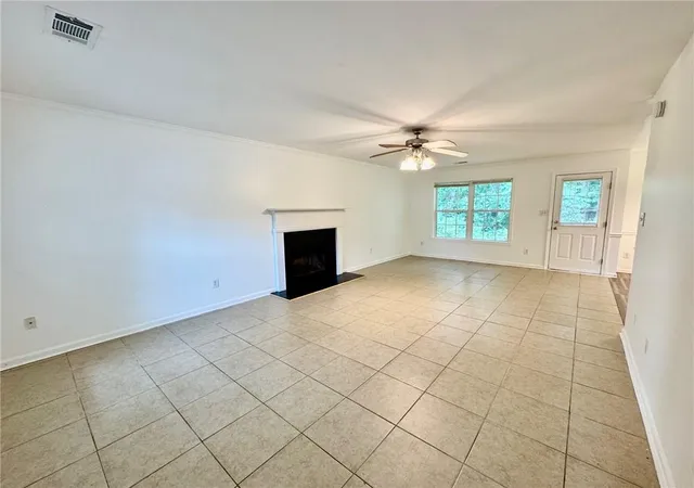 3rd image of 35 Rolling Ridge Dr, Covington, GA 30016 | MLS# 7816289