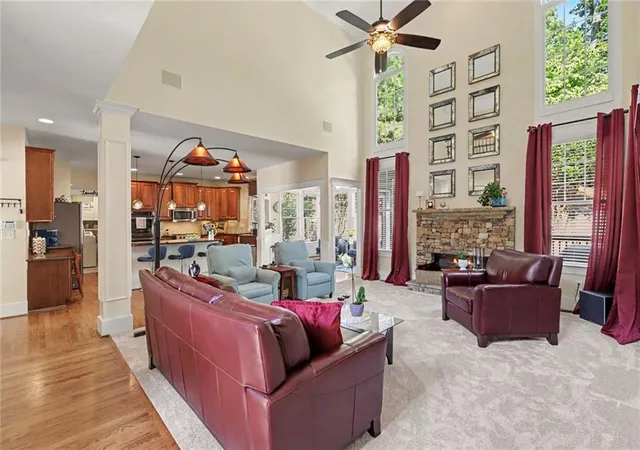 Photo 3 of Sale Pending at 589 Vinings Springs Dr Se, Mableton, GA 30126 | MLS# 7821827 | Listing updated on 2026-09-10