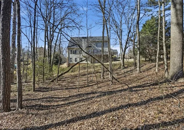 35th image of 3805 Jones Creek Dr, Buford, GA 30519 | MLS# 7809443
