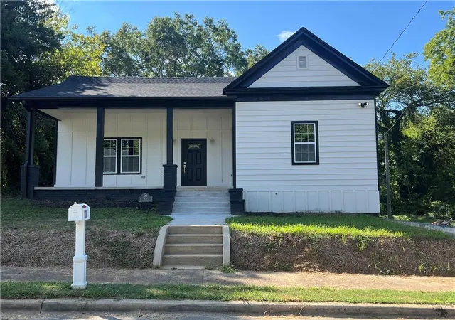1st image of 13 N Blanche Ave Sw, Rome, GA 30161 | MLS# 7509889