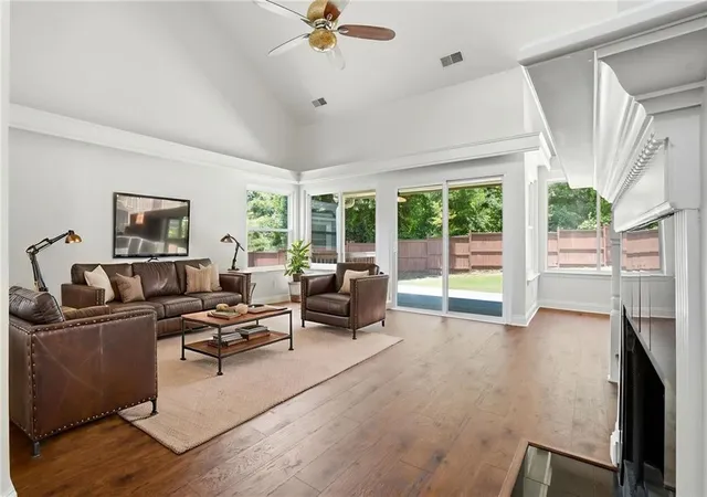 2nd image of 2293 Collinworth Dr, Marietta, GA 30062 | MLS# 7802813