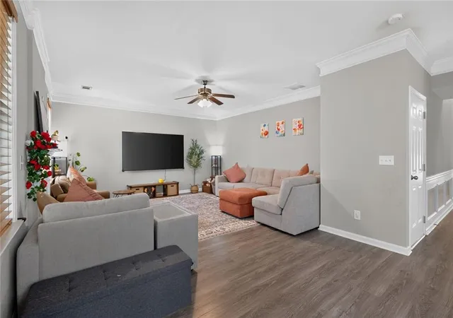 Photo 3 of Single family home for sale at 5040 Fieldstone View Cir, Cumming, GA 30028 | MLS# 7825383 | Listing updated on 2026-08-26