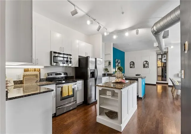 4th image of 5300 Peachtree Rd #2605, Atlanta, GA 30341 | MLS# 7781918