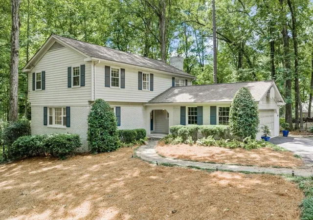 1st image of 345 W Spalding Dr Dr, Sandy Springs, GA 30328 | MLS# 7803835