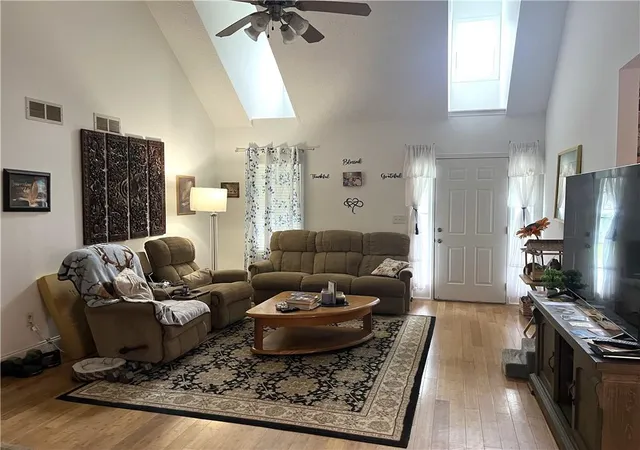 Photo 4 of Single family home for sale at 942 Crk Run Pl, Temple, GA 30179 | MLS# 7822165 | Listing updated on 2026-08-28