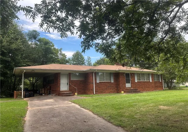 2nd image of 3424 Mountain View Rd, Gainesville, GA 30504 | MLS# 7819152