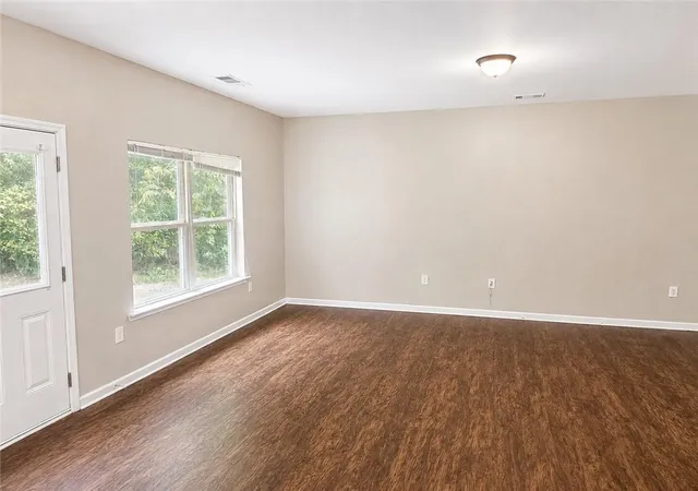 4th image of 1030 Franklin Ct, Austell, GA 30106 | MLS# 7814715