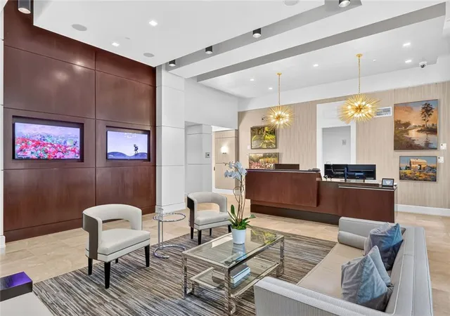 5th image of 2795 Peachtree Rd Ne, Atlanta, GA 30305
