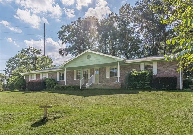 4th image of 15 Highlane Dr, Stockbridge, GA 30281 | MLS# 7825540