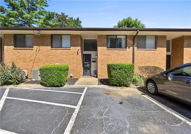 Photo 1 of Condo for sale at 2525 Bradford Sq Ne, Atlanta, GA 30345 | MLS# 7823289 | Listing updated on 2026-08-22