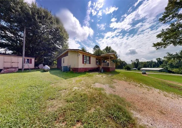 Photo 2 of Single family home for sale at 93727 Highway 9, Lineville, AL 36266 | MLS# 7817763 | Listing updated on 2026-09-11