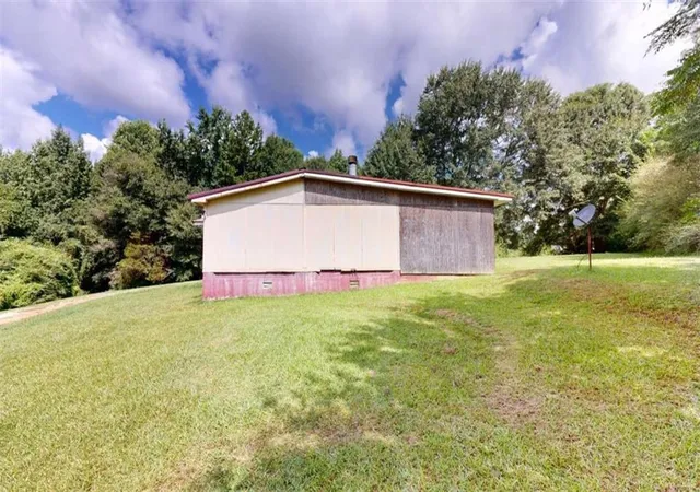 Photo 4 of Single family home for sale at 93727 Highway 9, Lineville, AL 36266 | MLS# 7817763 | Listing updated on 2026-09-11