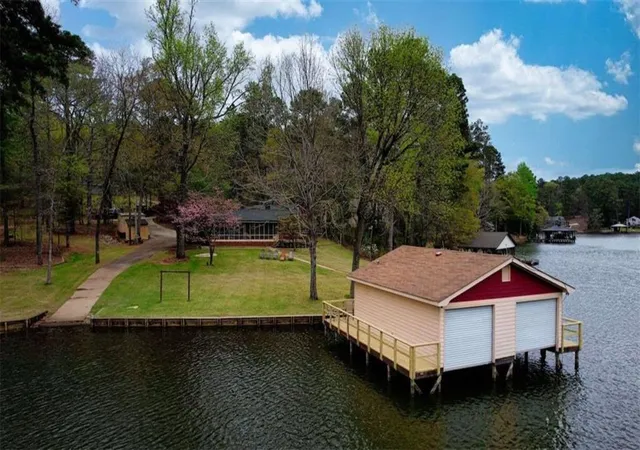 Homes for sale in Mansfield, GA | 1665 County Line Ext, Mansfield, GA 30055 | MLS# 7746014