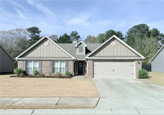 1st image of 138 Livingston Ct, Winder, GA 30680 | MLS# 7815184