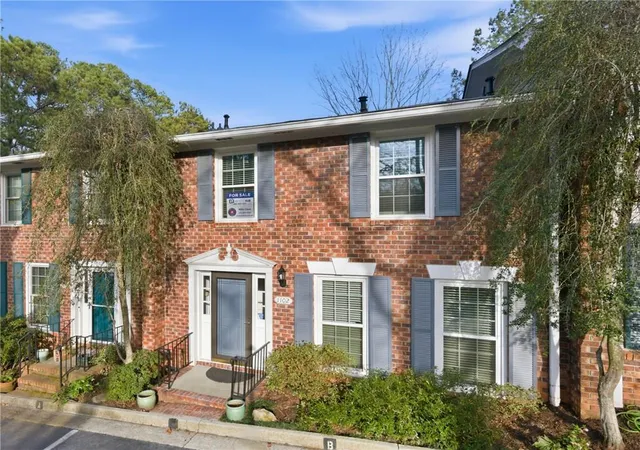 1st image of 1102 Moorestown Cir, Decatur, GA 30033 | MLS# 7706018