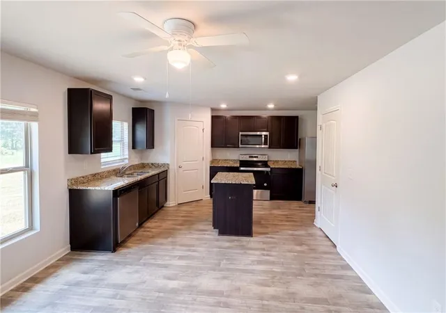 2nd image of 1300 Mills Cove Dr, Covington, GA 30016 | MLS# 7800223