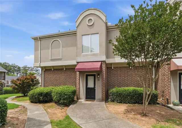 Condo for sale at 3301 Henderson Ml Rd #R1, Atlanta, GA 30341 | MLS# 7780352