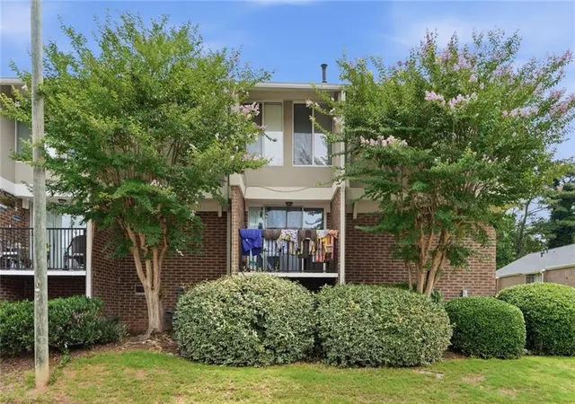 Photo 2 of Condo for sale at 3301 Henderson Ml Rd #R1, Atlanta, GA 30341 | MLS# 7780352 | Listing updated on 2026-10-09