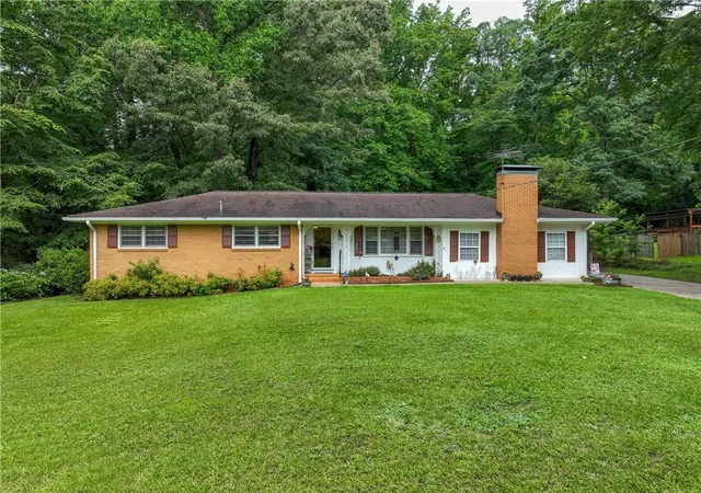 Homes for sale in Lithia Springs, GA | 867 Sinyard Rd, Lithia Springs, GA 30122 | MLS# 7789990
