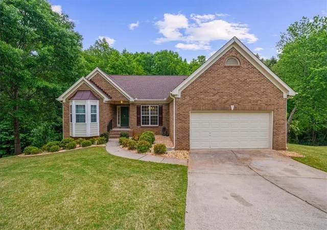 Photo 1 of Single family home for sale at 8780 Amberfield Dr, Gainesville, GA 30506 | MLS# 7766899 | Listing updated on 2026-06-27