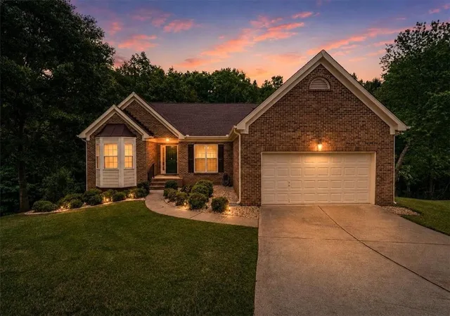 Photo 2 of Single family home for sale at 8780 Amberfield Dr, Gainesville, GA 30506 | MLS# 7766899 | Listing updated on 2026-06-27