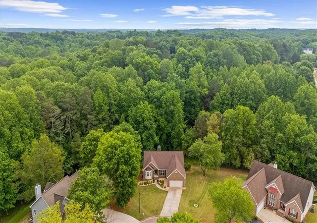 Photo 4 of Single family home for sale at 8780 Amberfield Dr, Gainesville, GA 30506 | MLS# 7766899 | Listing updated on 2026-06-27