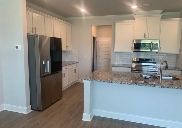 Photo 3 of Townhouse for sale at 3883 Brookburn Park, Gainesville, GA 30506 | MLS# 7796209 | Listing updated on 2026-09-11