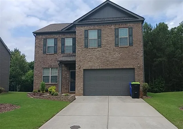 Photo 1 of Sale Pending at 1033 Eldon Ln, Fairburn, GA 30213 | MLS# 7845761 | Listing updated on 2026-10-23