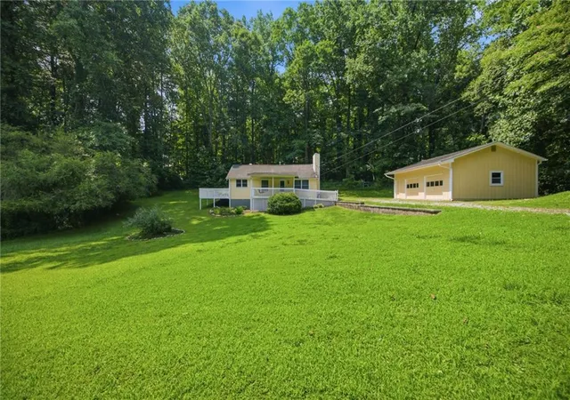 Photo 3 of Single family home for sale at 2542 Ball Ground Hwy, Canton, GA 30114 | MLS# 7736970 | Listing updated on 2026-09-16