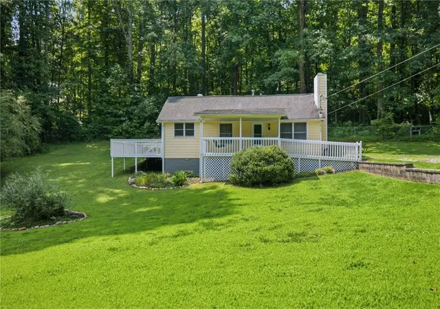 Photo 3 of Single family home for sale at 2542 Ball Ground Hwy, Canton, GA 30114 | MLS# 7736970 | Listing updated on 2026-09-16