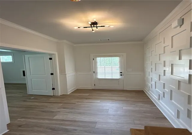 3rd image of 2410 Reserve Manor Ct, Lawrenceville, GA 30011 | MLS# 7709179