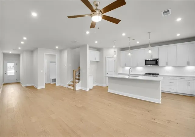 2nd image of 5752 Tillman Wy, Powder Springs, GA 30127 | MLS# 7793681