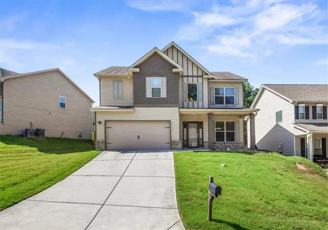 Photo 4 of Sale Pending at 2322 Jessica Ln, Fairburn, GA 30213 | MLS# 7827807 | Listing updated on 2026-09-10