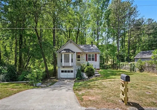 Photo 3 of Single family home for sale at 8087 Flamingo, Jonesboro, GA 30238 | MLS# 7753533 | Listing updated on 2026-08-13