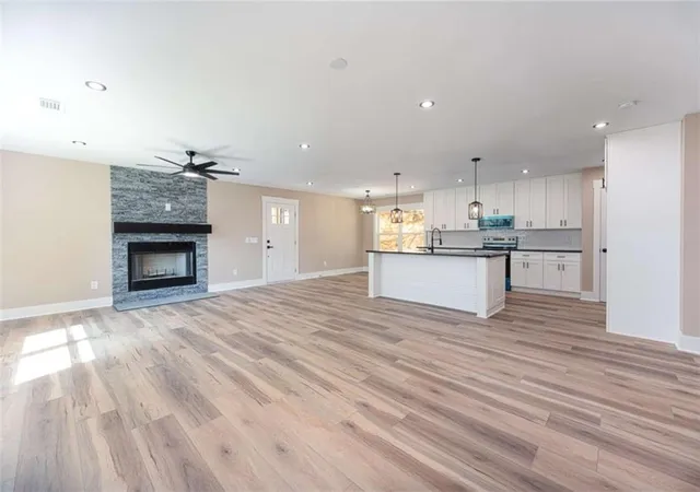 Photo 3 of Single family home for sale at 1870 Pat Colwell Rd, Blairsville, GA 30512 | MLS# 7795049 | Listing updated on 2026-08-26