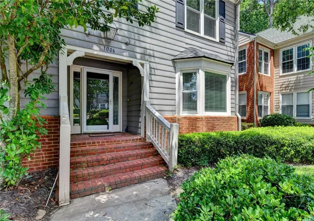 4th image of 1006 Camden Ct, Sandy Springs, GA 30327 | MLS# 7801817