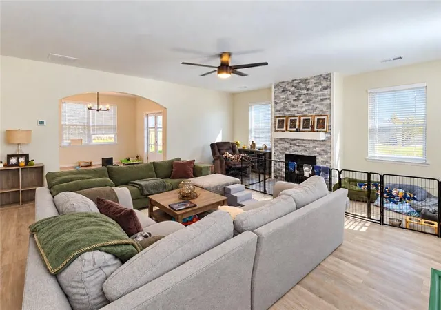 Photo 1 of Single family home for sale at 121 Camdyn Cir, Woodstock, GA 30188 | MLS# 7861358 | Listing updated on 2026-10-30