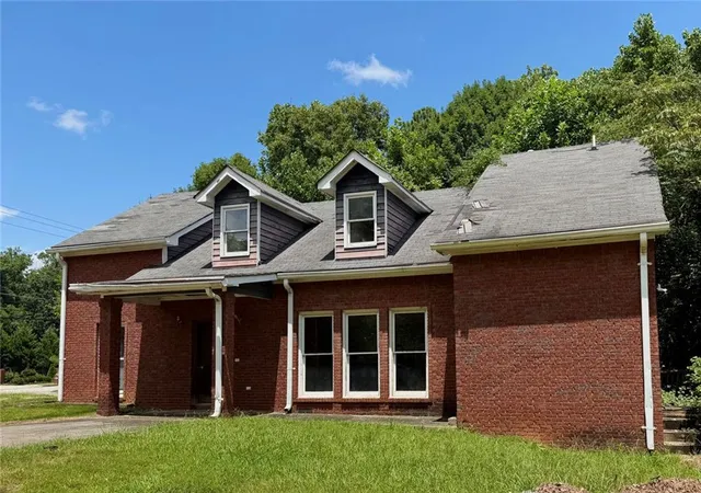 Photo 1 of Single family home for sale at 5855 Oakdale Rd Se, Mableton, GA 30126 | MLS# 7811951 | Listing updated on 2026-09-22