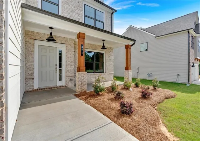 2nd image of 364 Waterbluff Dr, Mableton, GA 30126 | MLS# 7763921