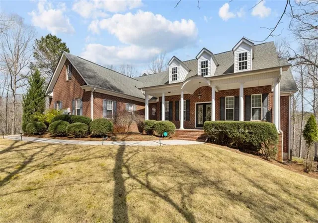 Photo 2 of Single family home for sale at 9810 Walnut Grv Trl, Villa Rica, GA 30180 | MLS# 7748290 | Listing updated on 2026-09-05
