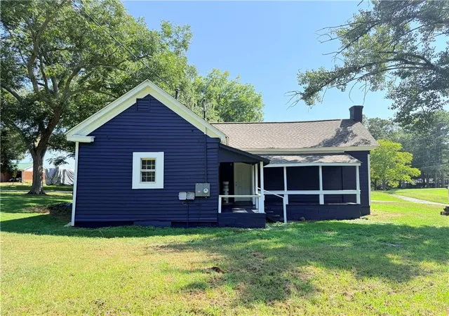 Photo 2 of Single family home for sale at 12 Eaves Dr, Temple, GA 30179 | MLS# 7825048 | Listing updated on 2026-09-11