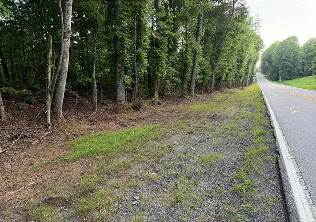 1st image of 52 West Cir, Dahlonega, GA 30533 | MLS# 7814235